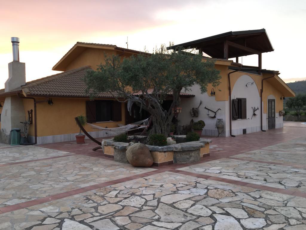 SantʼAngelo Muxaro Agriturismo Tenuta San Giovanni Casale Leto מראה חיצוני תמונה